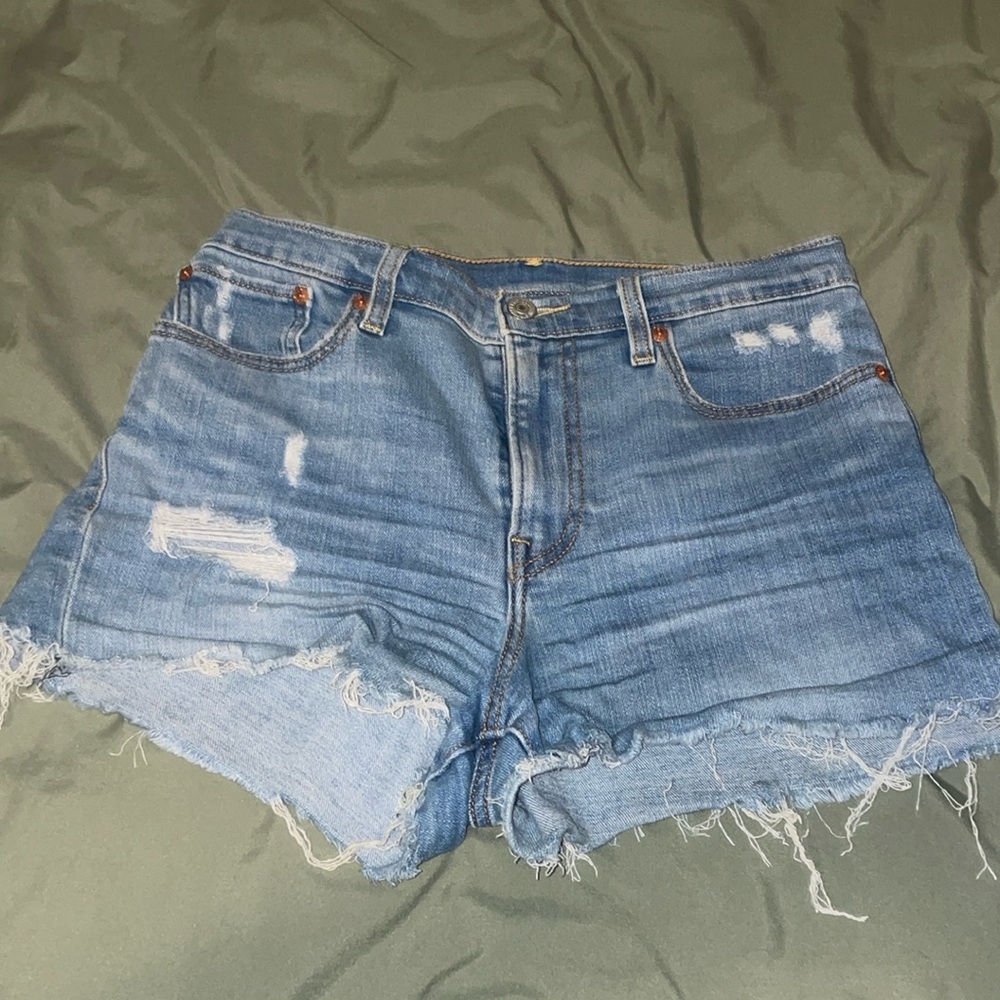 levi’s denim shorts